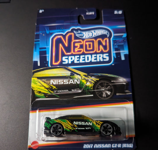 Hot Wheels Neon Speeders 1:64 Diecast (2017 Nissan GT-R (R35) 3/8)